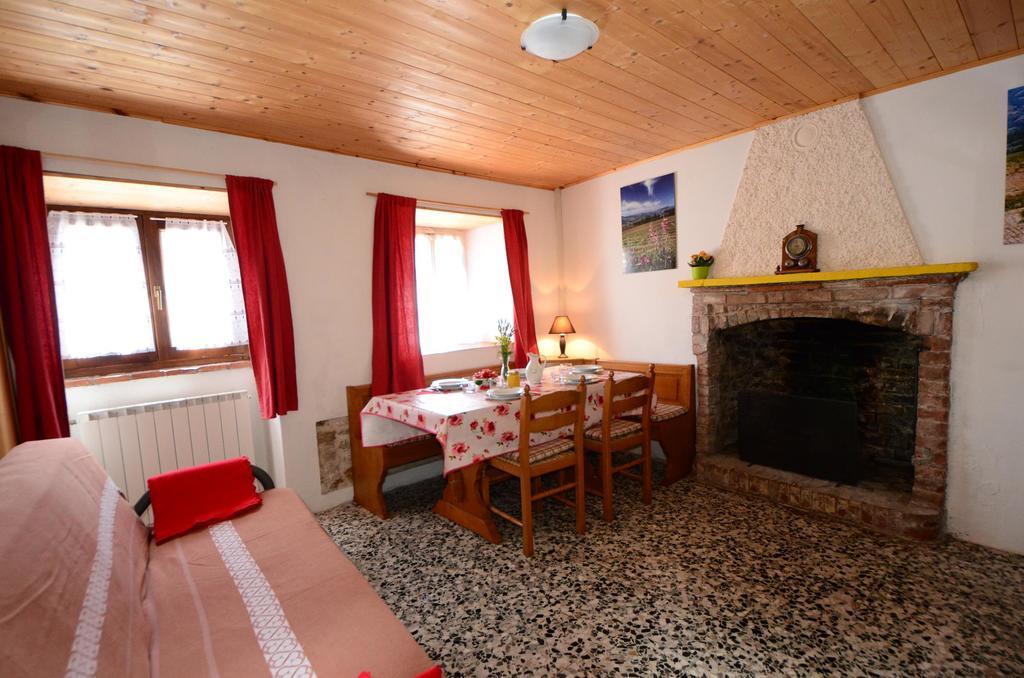 Agriturismo Agronauta Villa Piozzano Luaran gambar