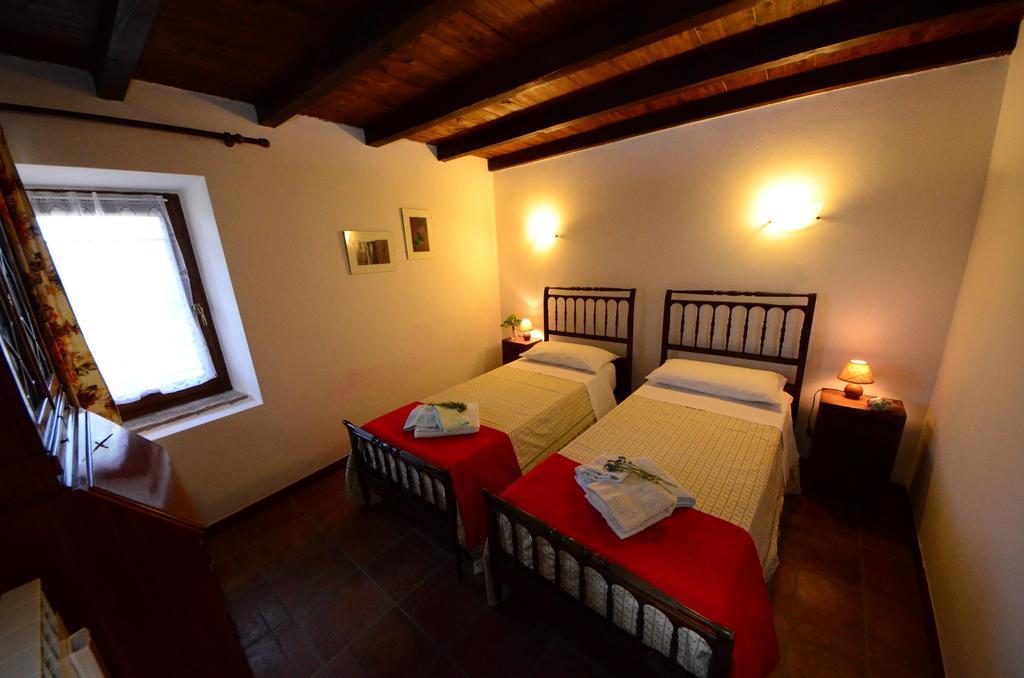 Agriturismo Agronauta Villa Piozzano Luaran gambar