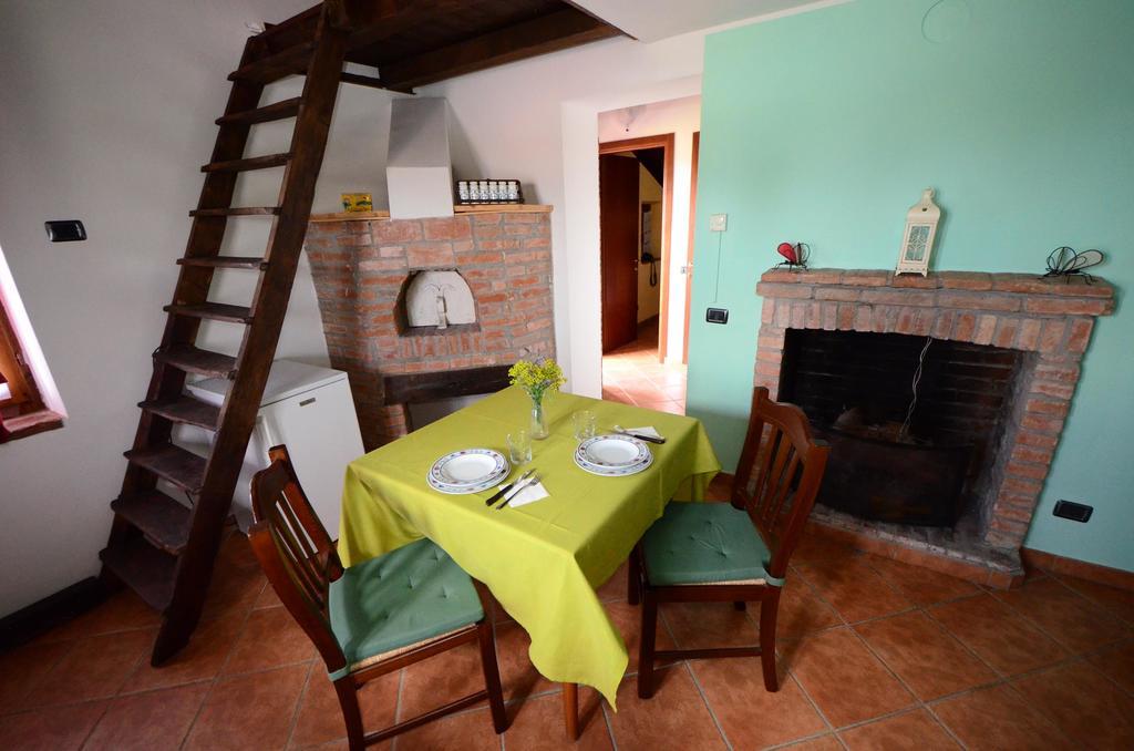 Agriturismo Agronauta Villa Piozzano Luaran gambar